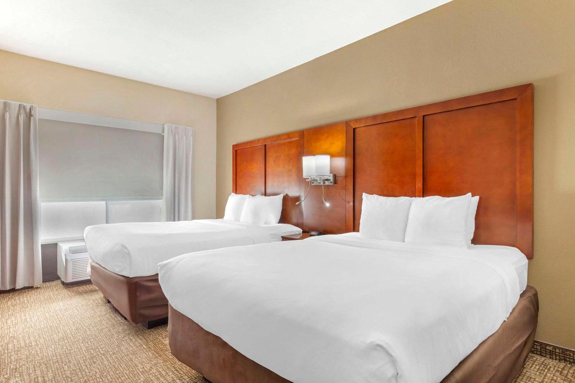 คอมฟอร์ท สวีท วิลสัน - ไอ - 95 Hotel ภายนอก รูปภาพ