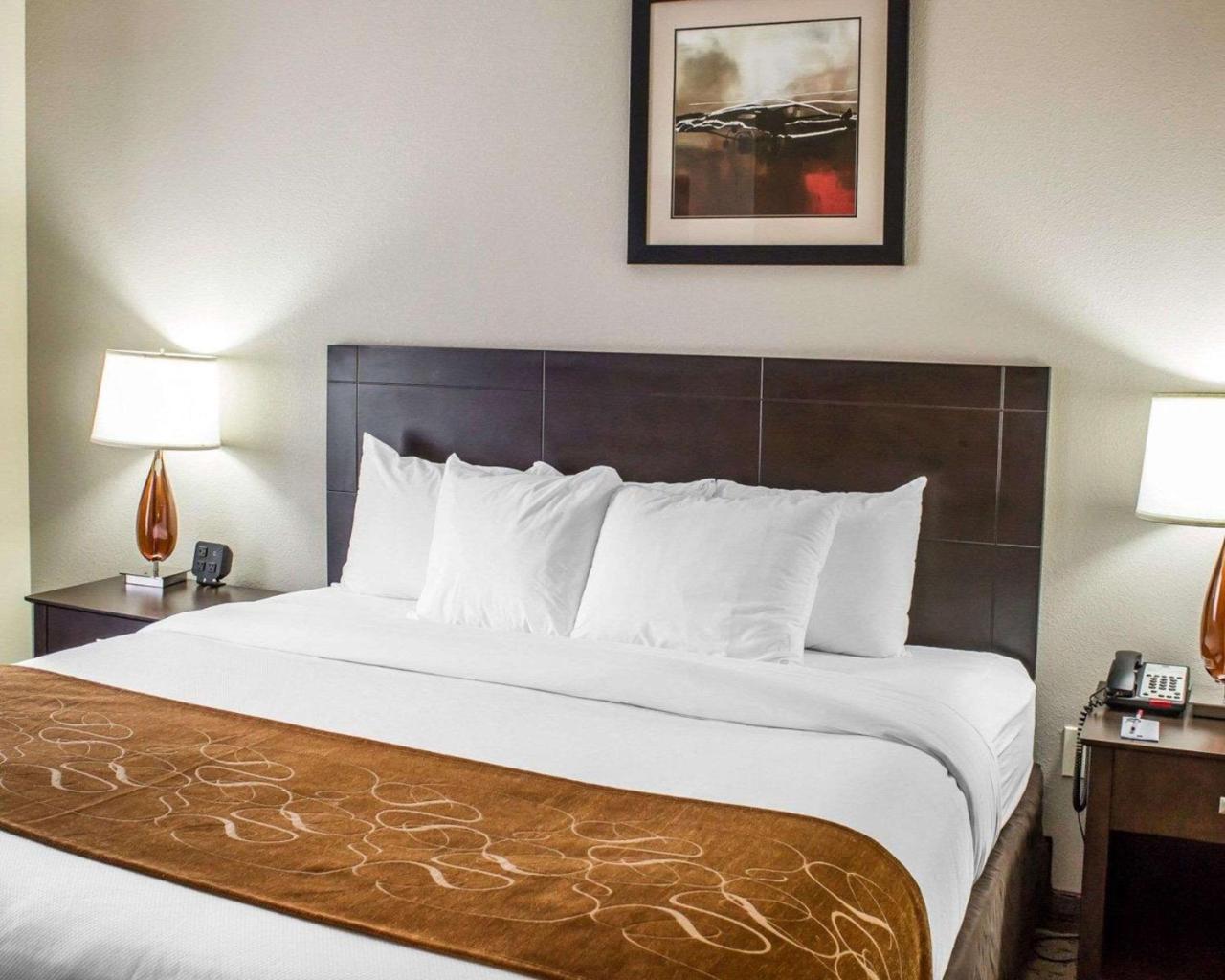 คอมฟอร์ท สวีท วิลสัน - ไอ - 95 Hotel ภายนอก รูปภาพ