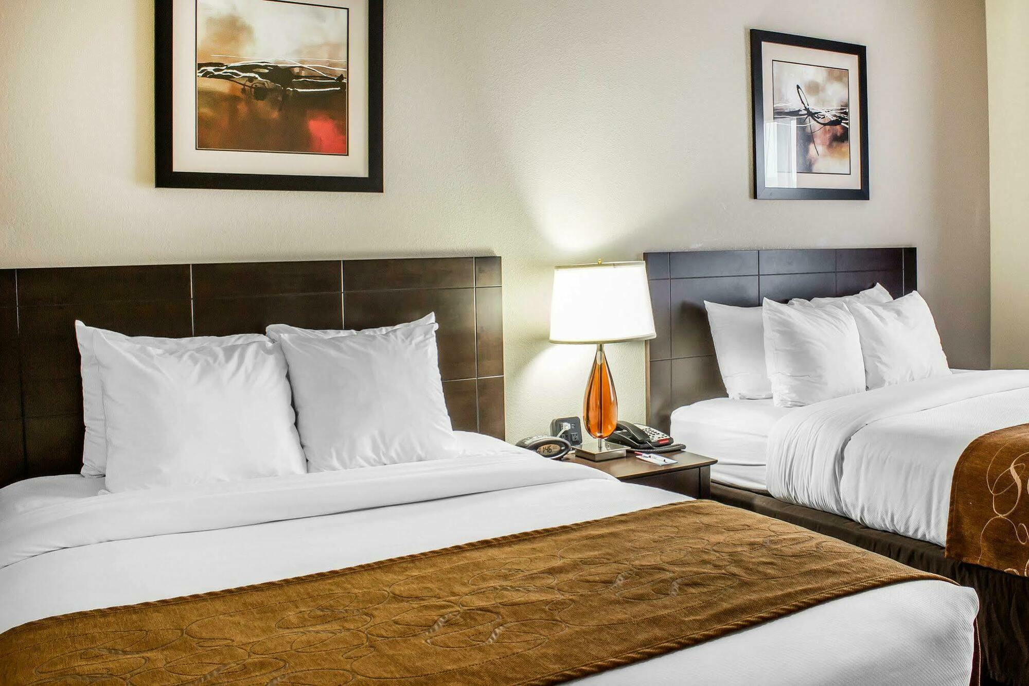 คอมฟอร์ท สวีท วิลสัน - ไอ - 95 Hotel ภายนอก รูปภาพ
